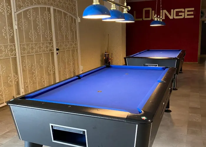 Panoramic - Wanderlust #329 Mit Schwimmbad